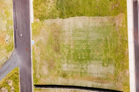 Photo of property in 9 Milky Way, Langs Beach, 0582