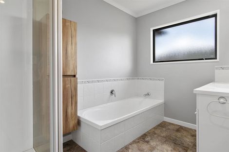 Photo of property in 3 Brackenburn Drive, Ohauiti, Tauranga, 3112