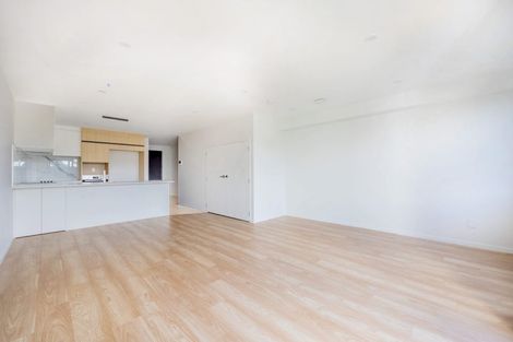 Photo of property in 32b/4 Westgate Drive, Massey, Auckland, 0614
