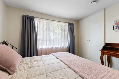 Photo of property in 2 Magenta Place, Broomfield, Christchurch, 8042