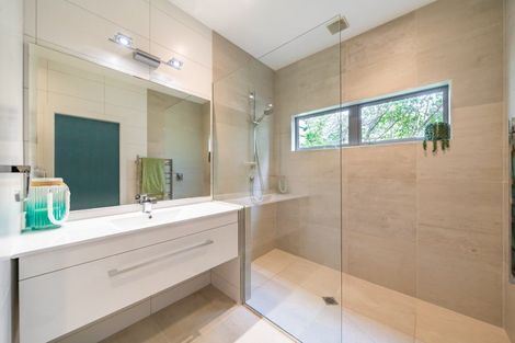 Photo of property in 9 Sylvan Way, Silverstream, Upper Hutt, 5019