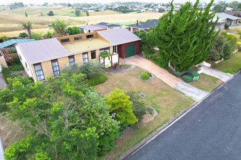 Photo of property in 44 Cobham Avenue, Dargaville, 0310