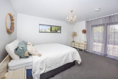 Photo of property in 33 Ayrshire Drive, Grandview Heights, Hamilton, 3200
