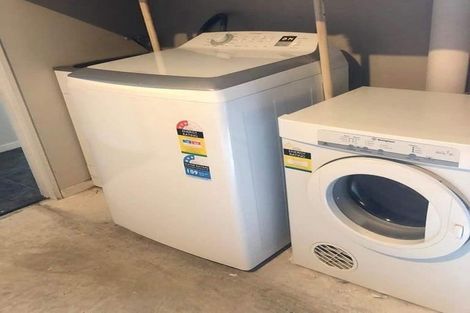 Photo of property in 30 Innisowen Place, Flat Bush, Auckland, 2019