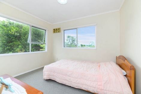 Photo of property in 7 Darcy Place, Massey, Auckland, 0614