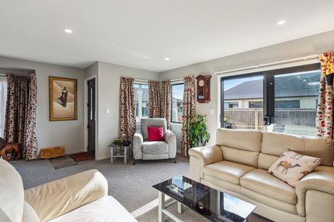Photo of property in Georgia Estate, 4/3 Georgia Grove, Paraparaumu, 5032