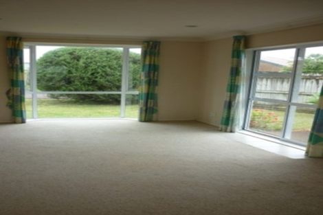 Photo of property in 23a Martin Jugum Lane, Ranui, Auckland, 0612