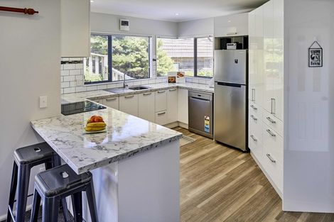 Photo of property in 22 The Crowsnest, Whitby, Porirua, 5024