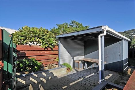 Photo of property in 192f6 Onepu Road, Lyall Bay, Wellington, 6022