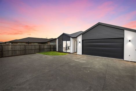 Photo of property in 12 Pacers Lane, Yaldhurst, 8042