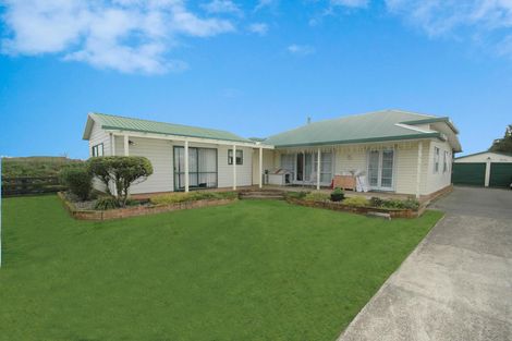 Photo of property in 241 Bremner Road, Karaka, Drury, 2113