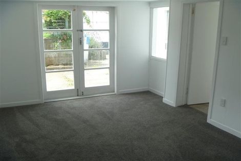 Photo of property in 70 Tukapa Street, Westown, New Plymouth, 4310