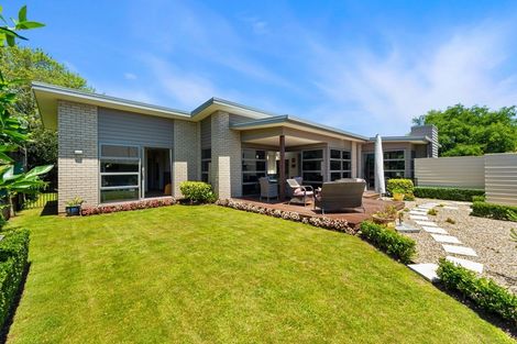 Photo of property in 6 Caversham Drive, Rototuna, Hamilton, 3210