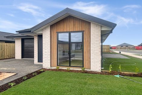 Photo of property in 13 Accadia Drive, Rolleston, 7614