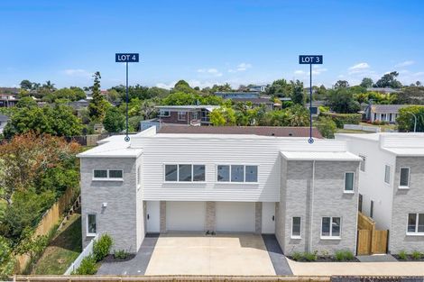 Photo of property in 4c Towra Place, Botany Downs, Auckland, 2010