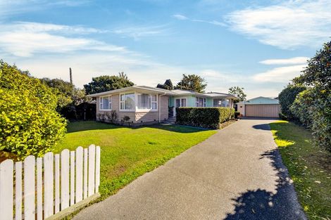 Photo of property in 77 Cutts Road, Russley, Christchurch, 8042