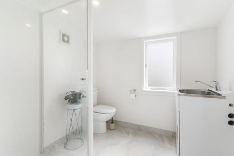 Photo of property in 2/117 Great South Road, Manurewa, Auckland, 2102