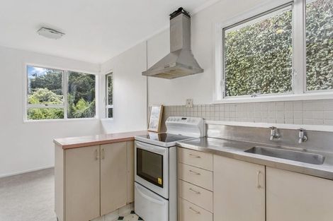 Photo of property in 72 Vandeleur Avenue, Birkdale, Auckland, 0626