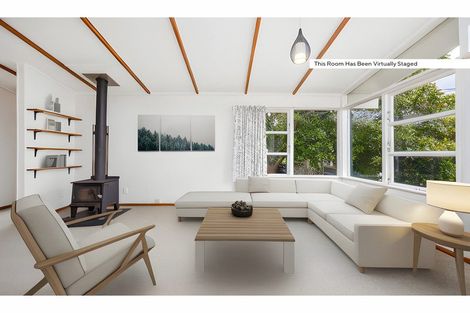 Photo of property in 280 Glengarry Road, Glen Eden, Auckland, 0602