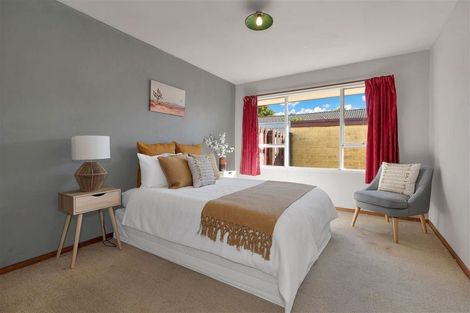 Photo of property in 18 Peer Street, Upper Riccarton, Christchurch, 8041