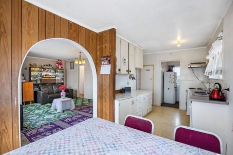 Photo of property in 27 Sunvue Road, Glen Eden, Auckland, 0602