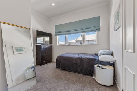 Photo of property in 19 Beach Street, Fitzroy, New Plymouth, 4312