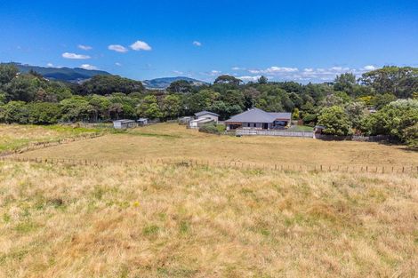 Photo of property in 33 Killalea Place, Paraparaumu, 5032
