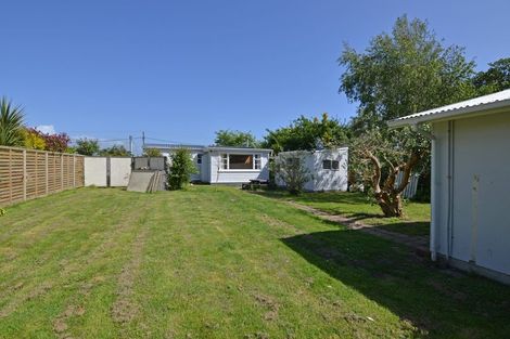 Photo of property in 674 Waikawa Beach Road, Waikawa Beach, Levin, 5573