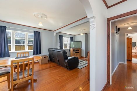 Photo of property in 80 Main Road, Wainuiomata, Lower Hutt, 5014