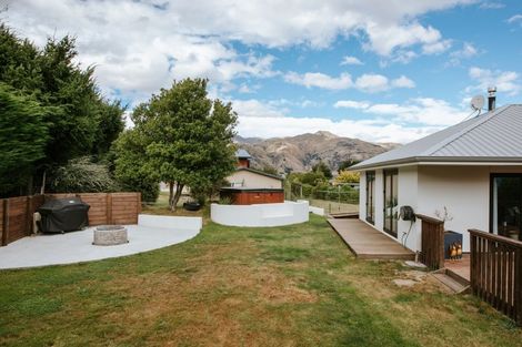 Photo of property in 11 Ellie Place, Lake Hawea, Wanaka, 9382