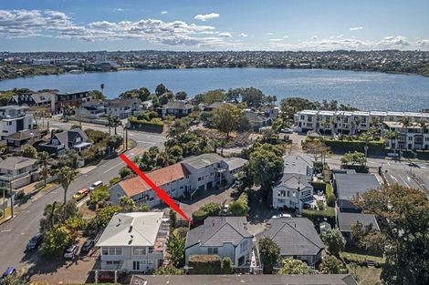 Photo of property in 1/11 Campbell Road, Takapuna, Auckland, 0622