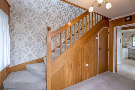 Photo of property in 42 Kent Street, Levin, 5510
