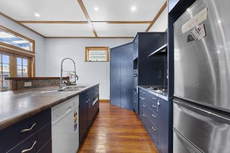 Photo of property in 298 Ruahine Street, Terrace End, Palmerston North, 4410