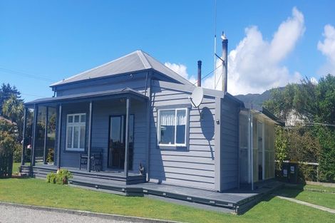 Photo of property in 23 Tramway Street, Ross, 7812