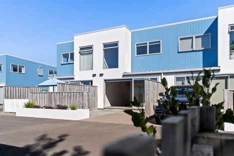 Photo of property in 10/31 Reynolds Place, Papamoa Beach, Papamoa, 3118