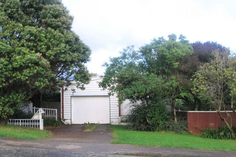 Photo of property in 2 Ruru Street, Waikanae, 5036