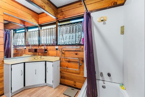 Photo of property in 18 Cross Street, Taumarunui, 3920