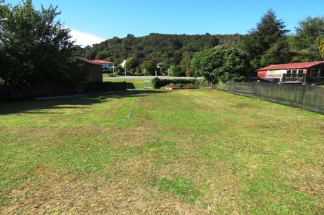 Photo of property in 35 Dick Street, Reefton, 7830