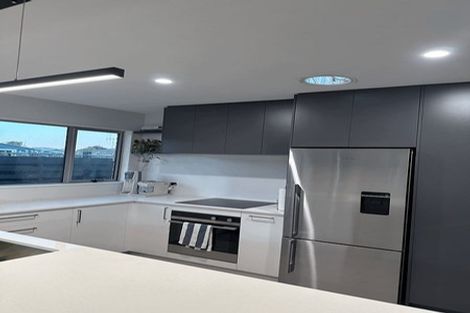 Photo of property in 104b Hinewa Road, Otumoetai, Tauranga, 3110