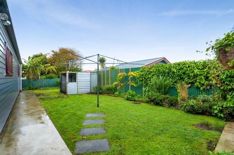 Photo of property in 80 Railway Street, Eltham, 4322