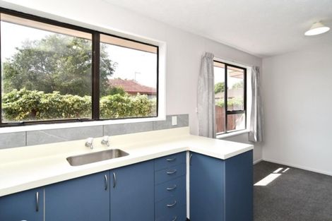 Photo of property in 1/126b Inwoods Close, Parklands, Christchurch, 8083
