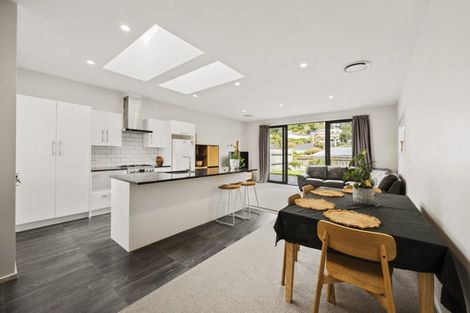 Photo of property in 208a Queens Drive, Lyall Bay, Wellington, 6022