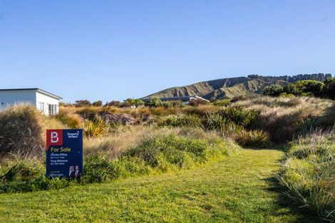 Photo of property in 8 Beach Road, Flat Point, Masterton, 5883