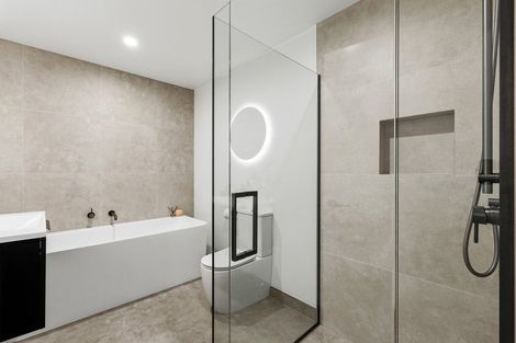 Photo of property in 38 Shelduck Road, Jacks Point, 9371