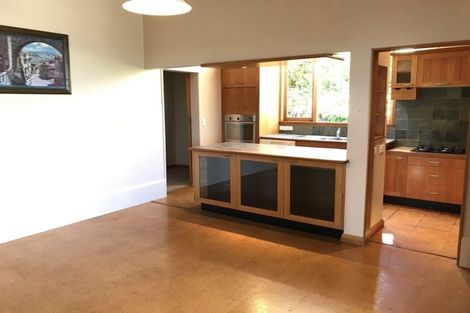 Photo of property in 34 Hackthorne Road, Cashmere, Christchurch, 8022