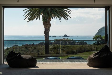 Photo of property in 30 Marine Parade, Mount Maunganui, 3116