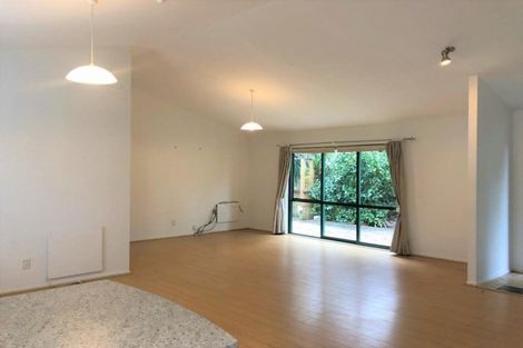 Photo of property in 84 Colwill Road, Massey, Auckland, 0614