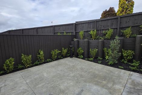 Photo of property in 7/13 Fairdale Place, Birkdale, Auckland, 0626