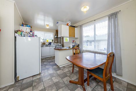 Photo of property in 14 Killington Crescent, Mangere, Auckland, 2022