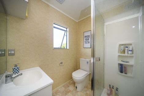 Photo of property in 12 Jordan Way, Kelvin Grove, Palmerston North, 4414